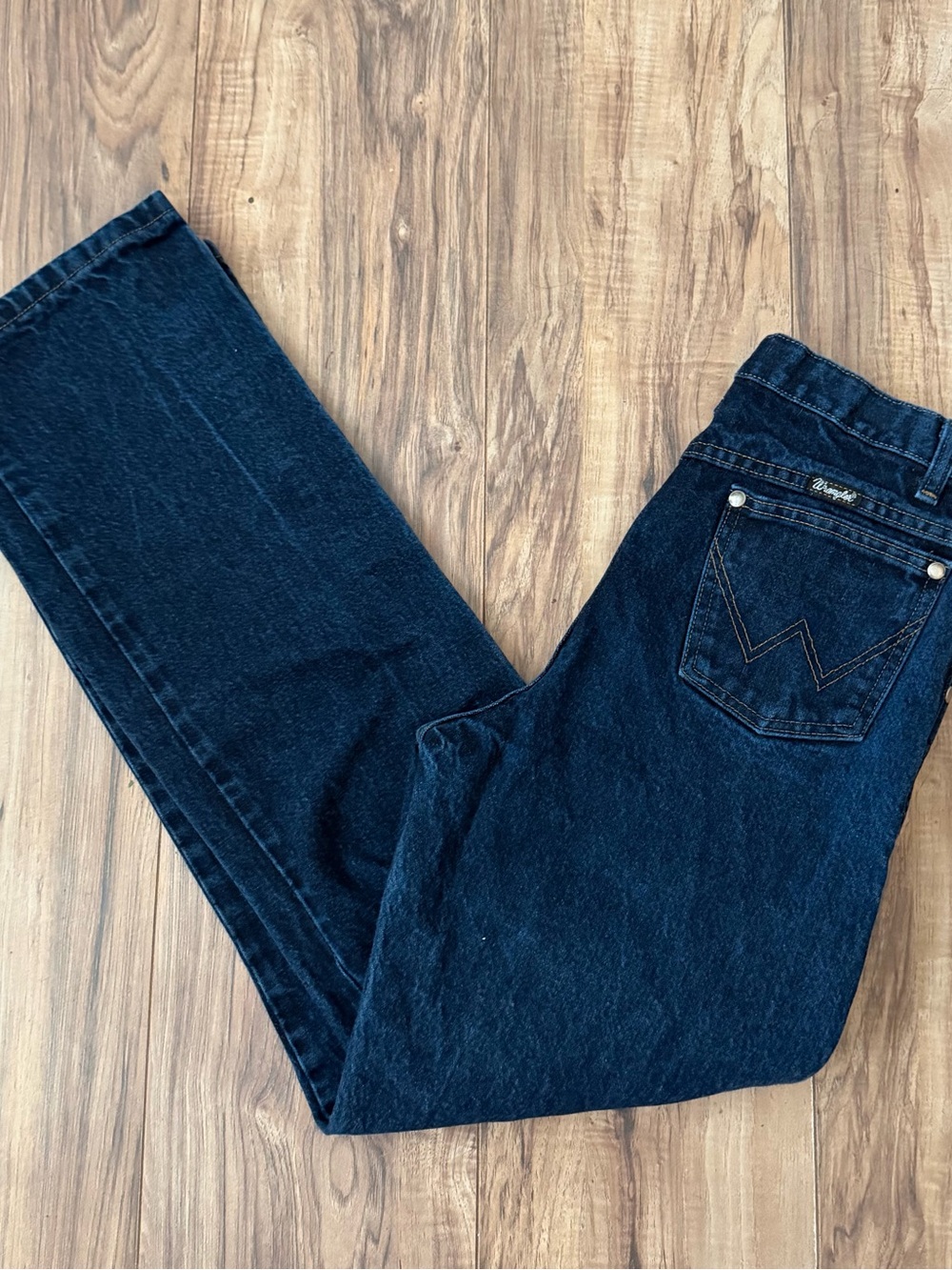 Retro Wrangler Dark Indigo Straight-Leg Jeans • Size: 20…fits a ladies 26 x 32